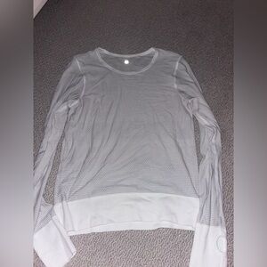 Lululemon White and Gray Striped Athletic Long Sleeve Top Women’s Size 8